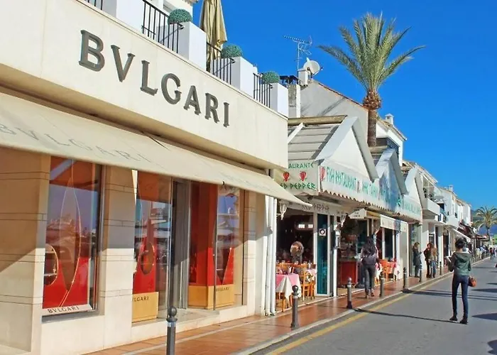 Lejlighed Stunning Duplex 5 Minutes From Puerto Banus Marbella