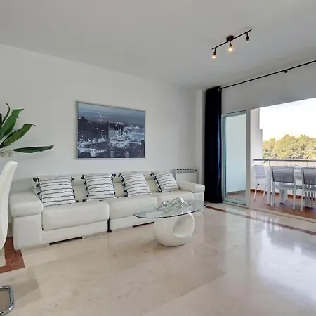 Stunning Duplex 5 Minutes From Puerto Banus Apartment