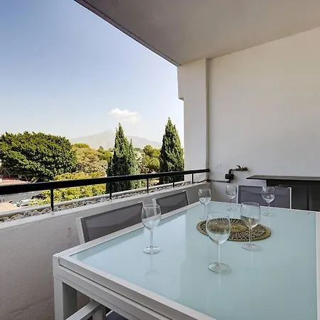 Apartament Stunning Duplex 5 Minutes From Puerto Banus Marbella