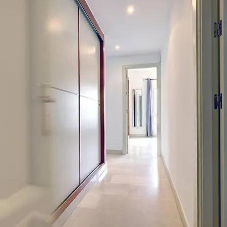 Stunning Duplex 5 Minutes From Puerto Banus Apartament