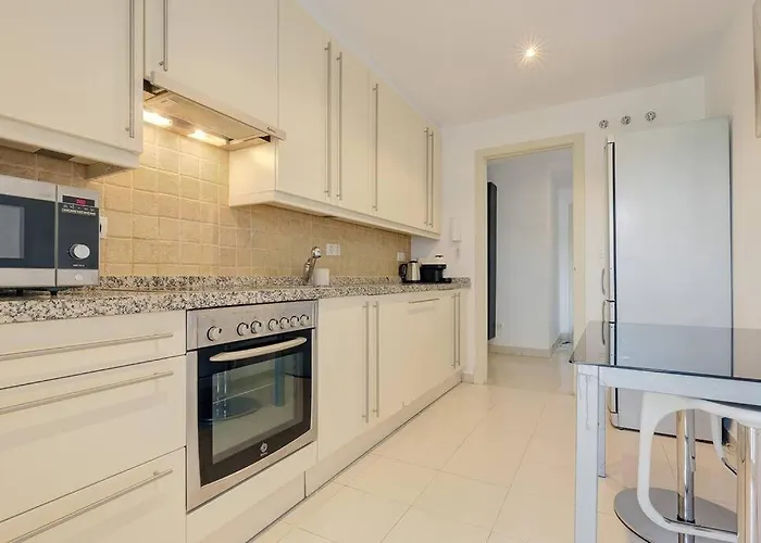 דירה Stunning Duplex 5 Minutes From Puerto Banus מארבלה