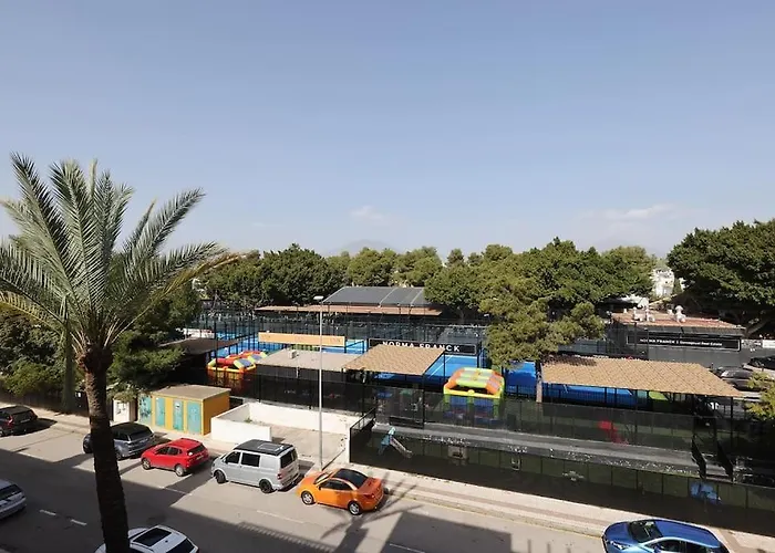 Stunning Duplex 5 Minutes From Puerto Banus דירה