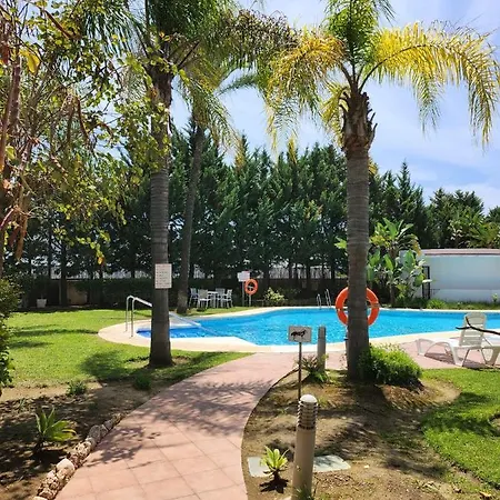 Stunning Duplex 5 Minutes From Puerto Banus 아파트 *