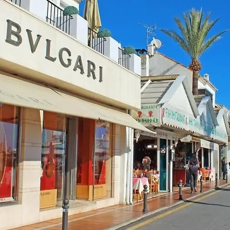 Апартаменты Stunning Duplex 5 Minutes From Puerto Banus Марбелья